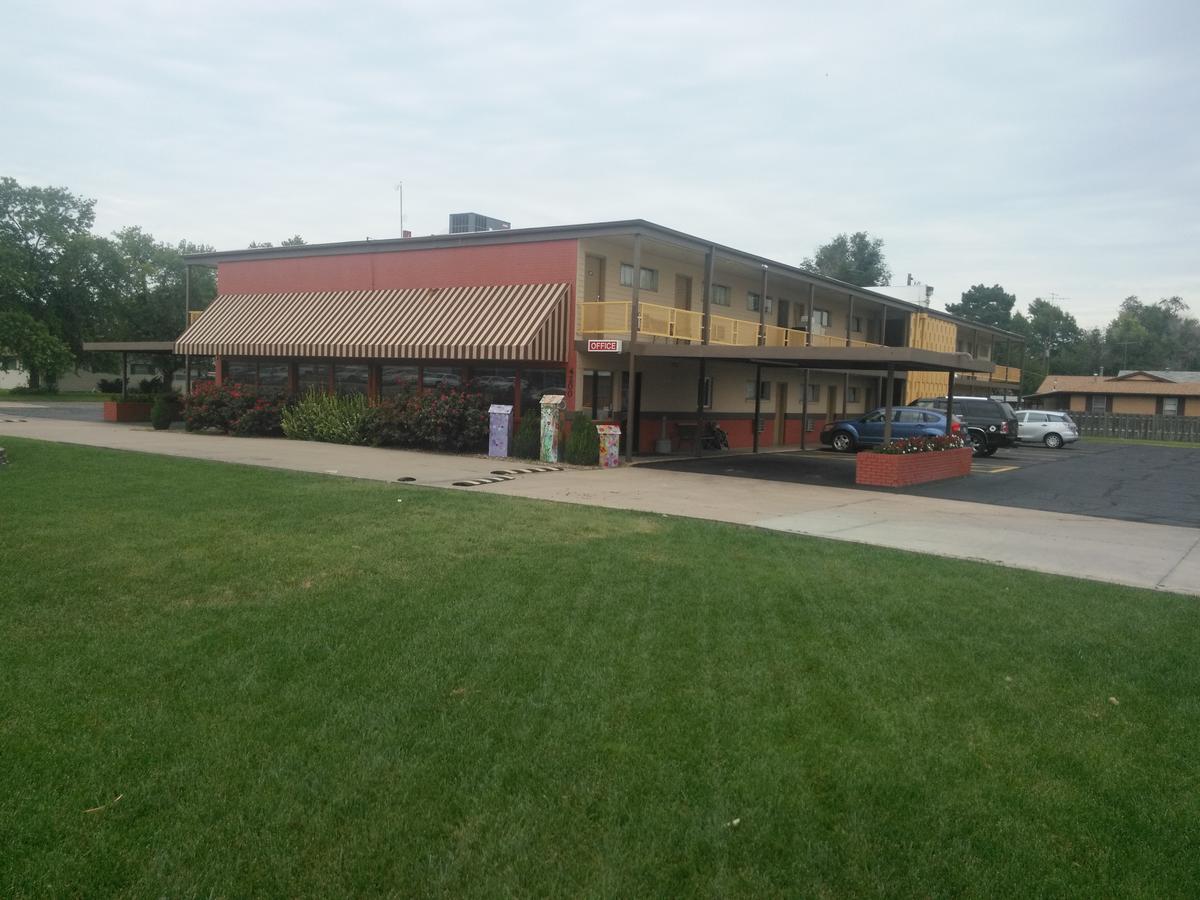 Great Bend Travelers Budget Inn المظهر الخارجي الصورة